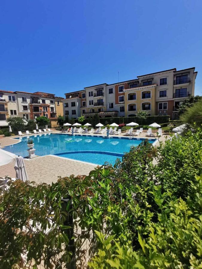 Lily Beach - Apartment 408A Созопол Екстериор снимка